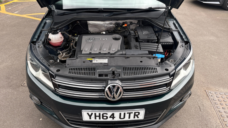 Volkswagen Tiguan 2.0 TDi BlueMotion Tech Match 5dr [2WD] Diesel Estate